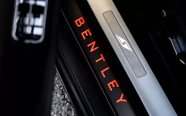 ���� ���������� Bentley Continental GT S - 2022