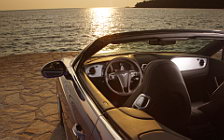   Bentley Continental GTC W12 - 2012