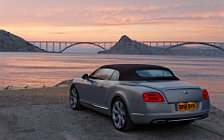   Bentley Continental GTC W12 - 2012