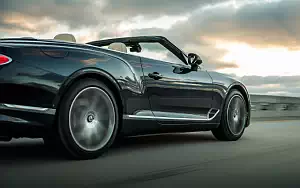   Bentley Continental GT V8 Convertible - 2019