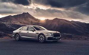   Bentley Flying Spur Blackline (White Sand) - 2019