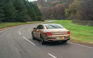   Bentley Flying Spur V8 Blackline - 2021