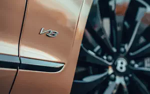   Bentley Flying Spur V8 Blackline - 2021