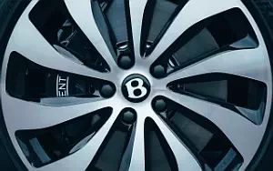   Bentley Flying Spur V8 Blackline - 2021