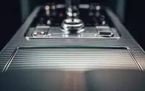   Bentley Flying Spur V8 Blackline - 2021