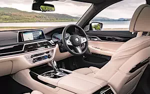   BMW 750i xDrive M Sport UK-spec - 2019