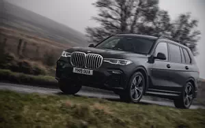   BMW X7 xDrive30d M Sport UK-spec - 2019