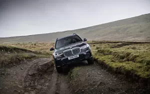   BMW X7 xDrive30d M Sport UK-spec - 2019