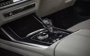   BMW X7 xDrive30d M Sport UK-spec - 2019