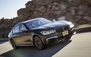   BMW M760i xDrive US-spec - 2017