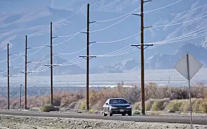  BMW M760i xDrive US-spec - 2017