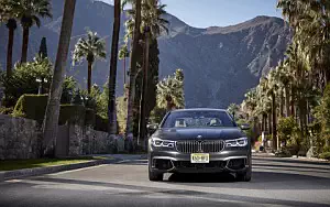   BMW M760i xDrive US-spec - 2017