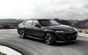   BMW 760i xDrive M Sport US-spec - 2022