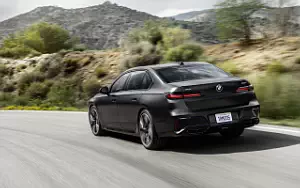   BMW 760i xDrive M Sport US-spec - 2022