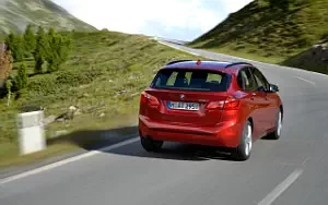   BMW 218d Active Tourer - 2014