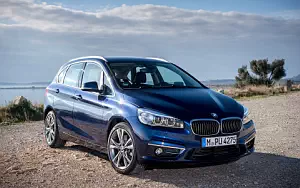   BMW 225i xDrive Active Tourer - 2014