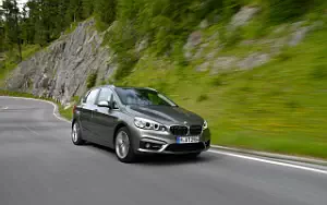   BMW 225i Active Tourer - 2014