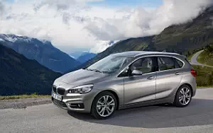   BMW 225i Active Tourer - 2014