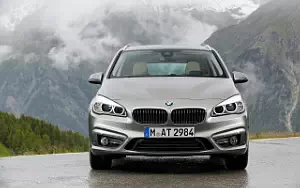   BMW 225i Active Tourer - 2014