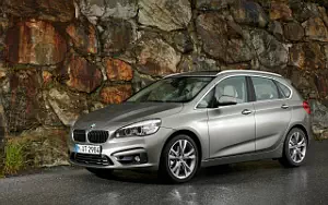   BMW 225i Active Tourer - 2014