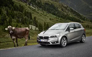   BMW 225i Active Tourer - 2014