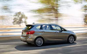   BMW 2 Series Active Tourer - 2014