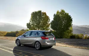   BMW 2 Series Active Tourer - 2014