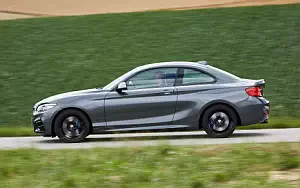   BMW M240i xDrive Coupe - 2017
