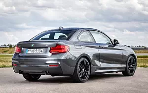   BMW M240i xDrive Coupe - 2017