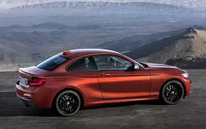   BMW M240i xDrive Coupe - 2017