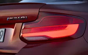   BMW M240i xDrive Coupe - 2017