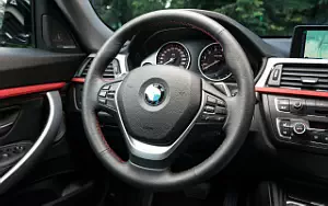   BMW 335i Gran Turismo Sport Line - 2013