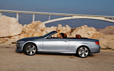   BMW 3-Series Convertible - 2010
