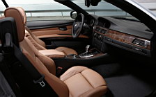   BMW 3-Series Convertible - 2010