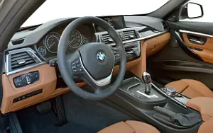   BMW 330d Touring Luxury Line - 2015