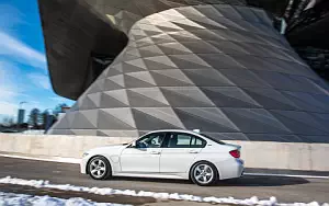   BMW 330e M Sport - 2016