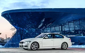   BMW 330e M Sport - 2016