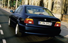   BMW 5-series - 2001