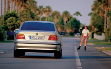   BMW 5-series - 2001