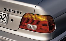   BMW 5-series - 2001