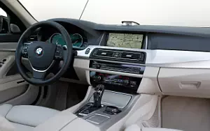   BMW 530d xDrive Touring Modern Line - 2013