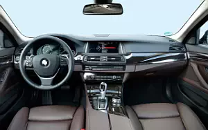   BMW 520d Touring Luxury Line - 2014
