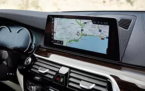   BMW 540i Sedan M Sport - 2017