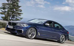   BMW M550i xDrive Sedan - 2017