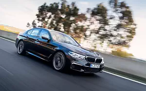   BMW M550i xDrive Sedan - 2017