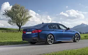  BMW M550i xDrive Sedan - 2017