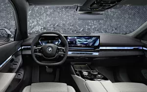   BMW 530e - 2023