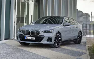   BMW i5 eDrive40 M Sport (Brooklyn Grey Metallic) - 2023