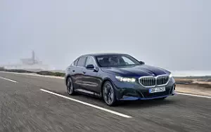  BMW i5 eDrive40 M Sport (Tanzanite Blue Metallic) - 2023
