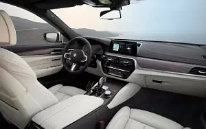   BMW 640i xDrive Gran Turismo M Sport - 2017